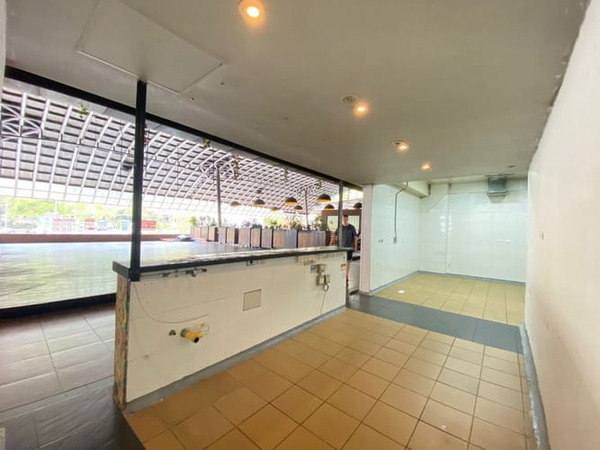 Local en venta en Castropol, Medellín, 184 m² · foto 13 de 15