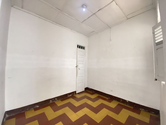 Casa de 7 alcobas en venta en Boston, Medellín, 180 m² · foto 3 de 24