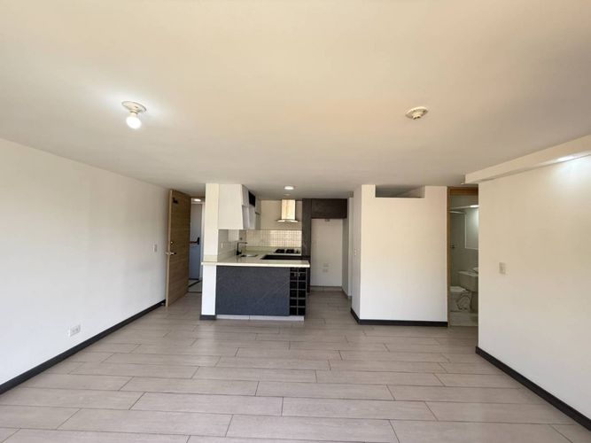 Apartamento de 3 alcobas en venta en Hato Viejo, Bello, 61 m² · foto 2 de 24