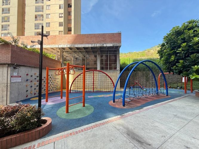 Apartamento de 3 alcobas en venta en Hato Viejo, Bello, 61 m² · foto 3 de 24