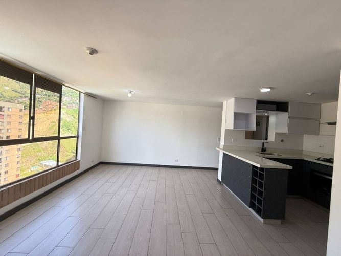 Apartamento de 3 alcobas en venta en Hato Viejo, Bello, 61 m² · foto 7 de 24