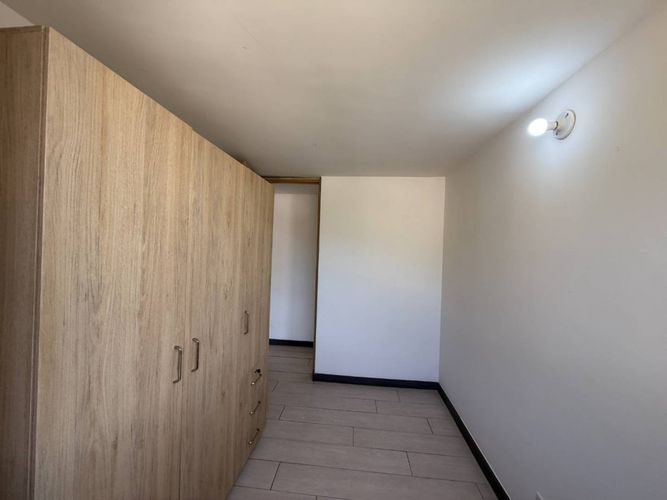 Apartamento de 3 alcobas en venta en Hato Viejo, Bello, 61 m² · foto 15 de 24