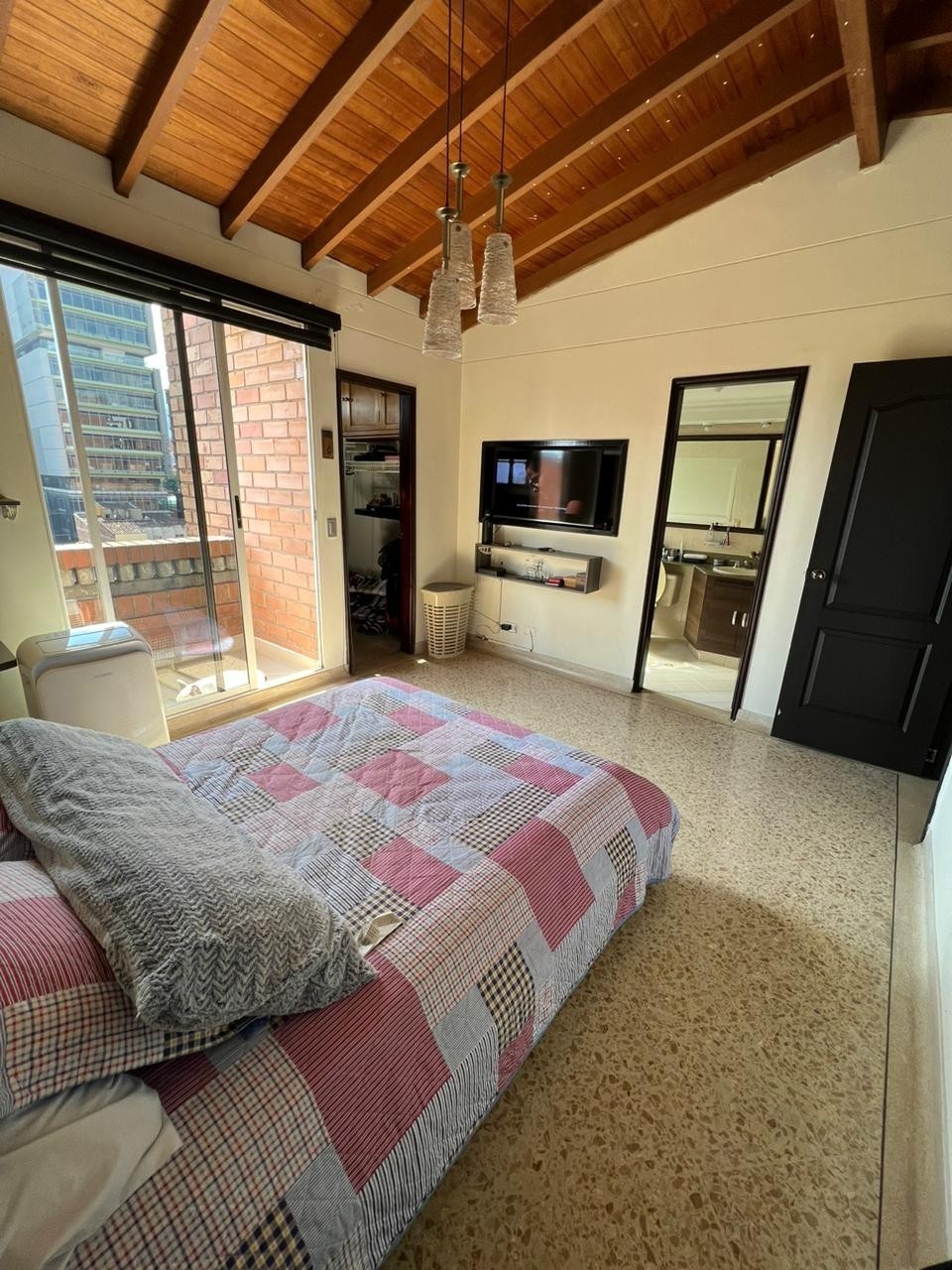 Apartamento en venta en Laureles, Medellín · foto 7 de 24