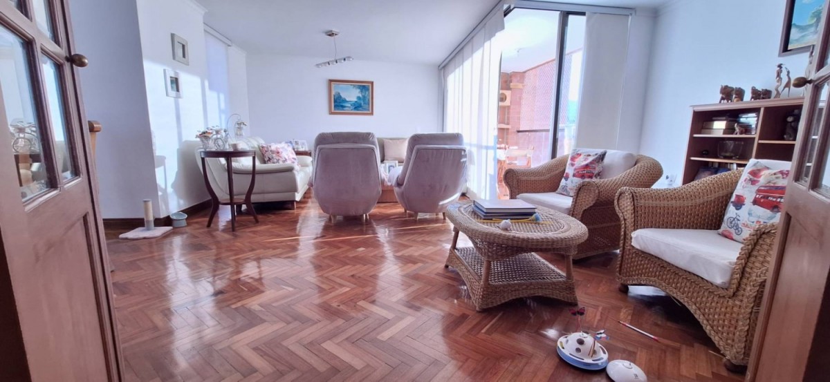 Apartamento en arriendo en San Lucas, Medellín · foto 3 de 18