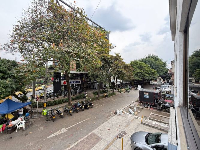 Oficina en arriendo en Conquistadores, Medellín, 22 m² · foto 6 de 6