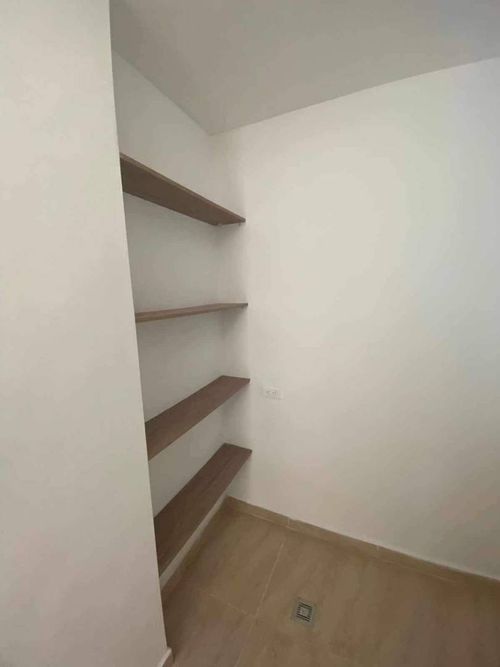 Apartamento de 3 alcobas en venta en Zona Industrial 1, Bello, 73 m² · foto 6 de 13