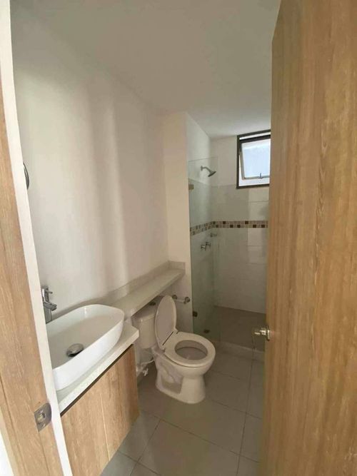 Apartamento de 3 alcobas en venta en Zona Industrial 1, Bello, 73 m² · foto 8 de 13