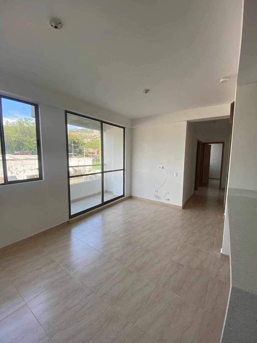 Apartamento de 3 alcobas en venta en Zona Industrial 1, Bello, 73 m² · foto 13 de 13