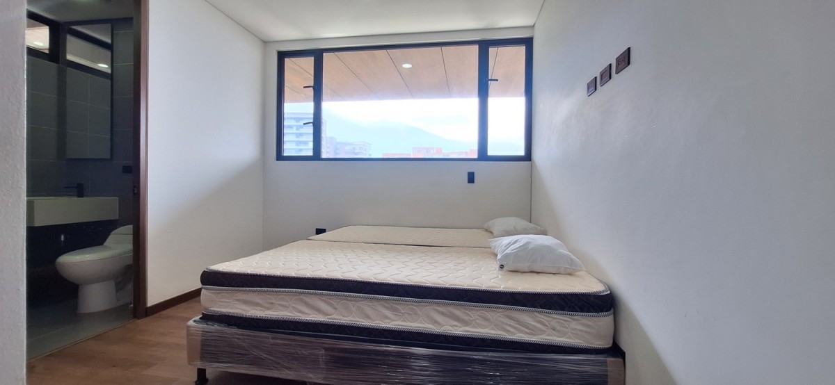 Apartamento en venta en Altos Del Poblado, Medellín · foto 12 de 18