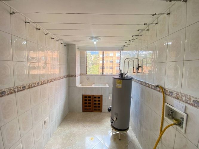 Apartamento en venta en La Florida, Medellín · foto 2 de 22