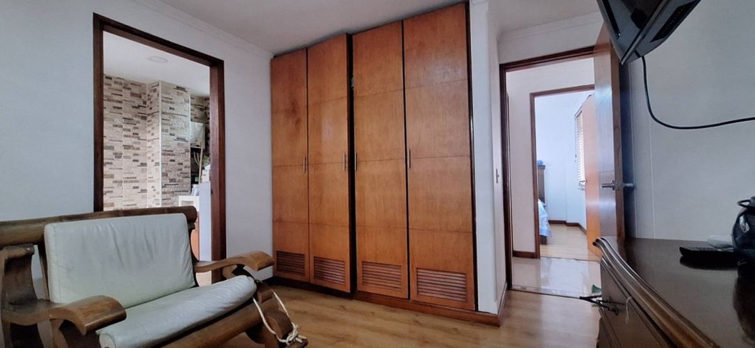 Apartamento de 4 alcobas en arriendo en Belen Malibu, Medellín, 154 m² · foto 13 de 21