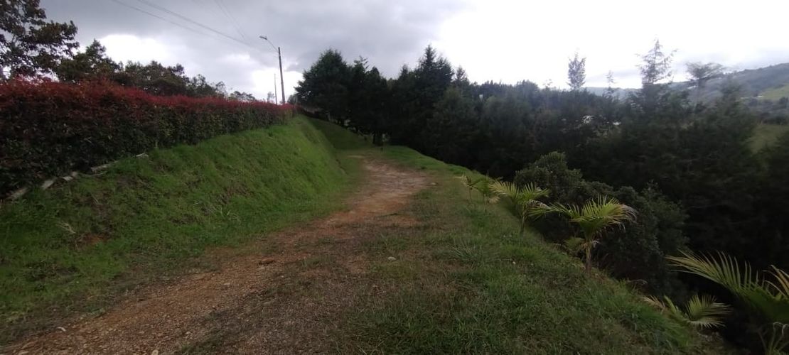Lote en venta en San Jose, Guarne, 5492 m² · foto 2 de 20