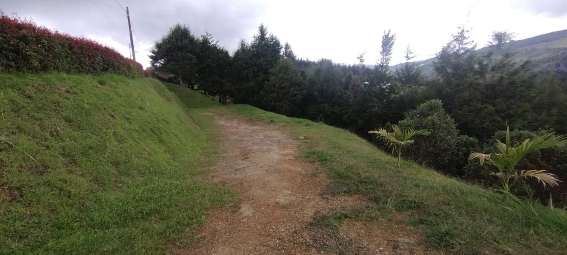 Lote en venta en San Jose, Guarne, 5492 m² · foto 4 de 20