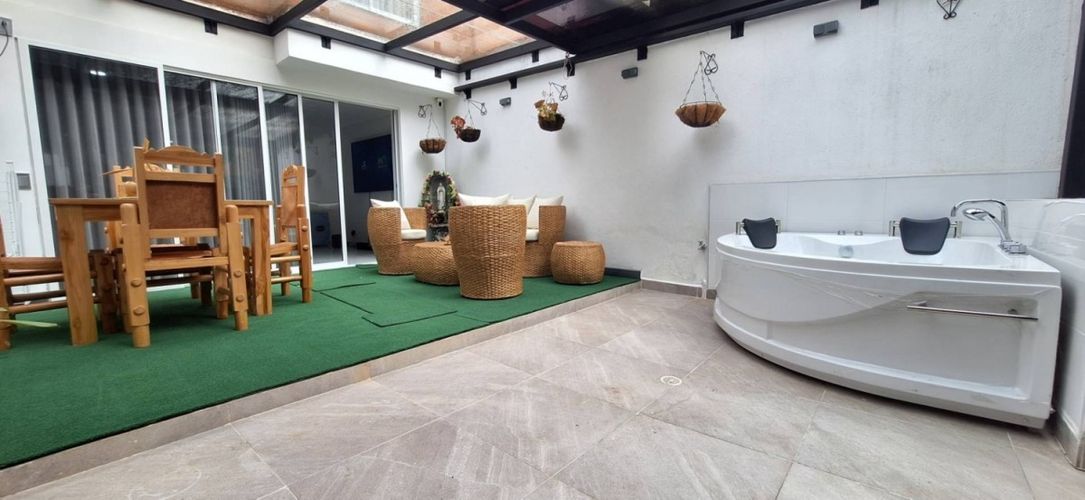 Casa de 3 alcobas en venta en La Frontera, Envigado, 230 m² · foto 6 de 24