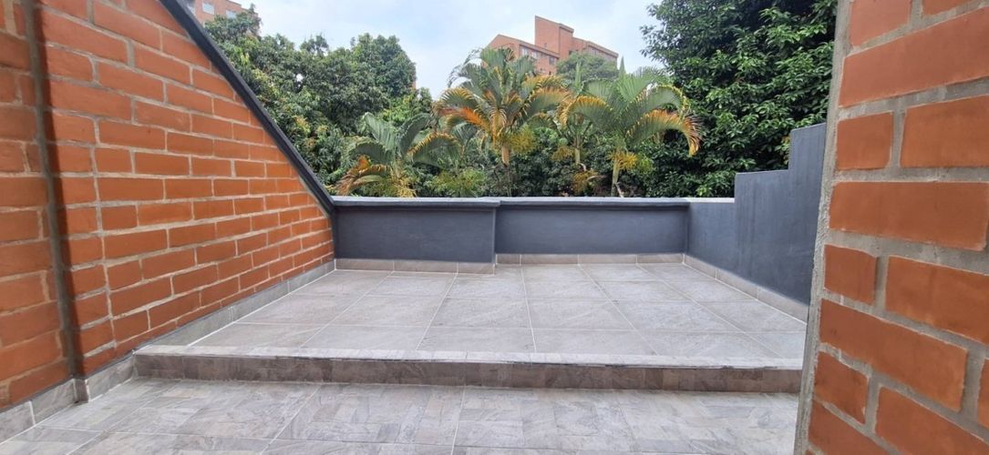 Casa de 3 alcobas en venta en La Frontera, Envigado, 230 m² · foto 19 de 24