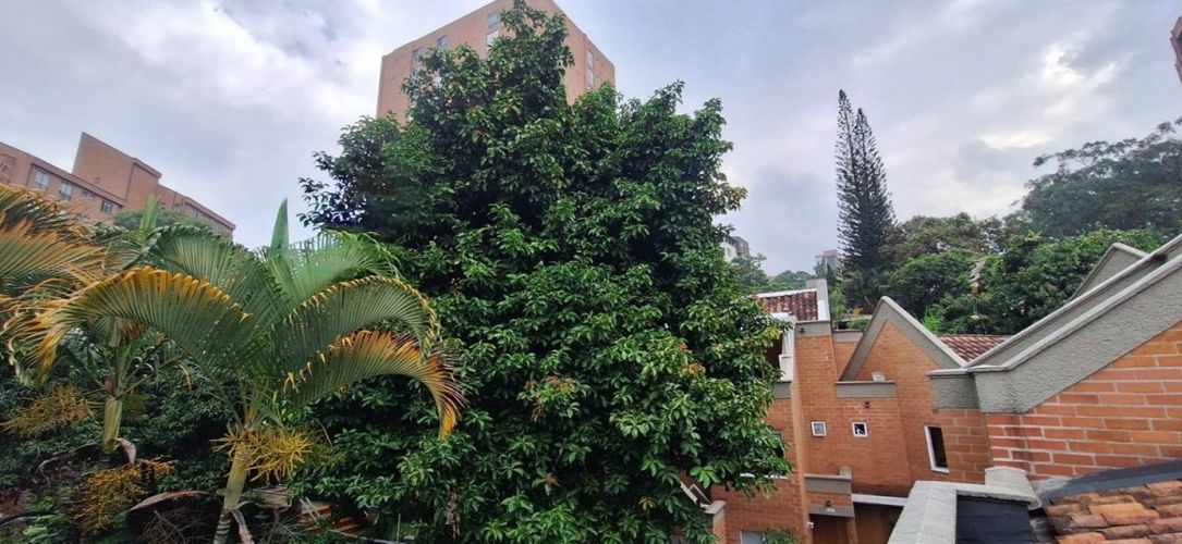 Casa de 3 alcobas en venta en La Frontera, Envigado, 230 m² · foto 22 de 24