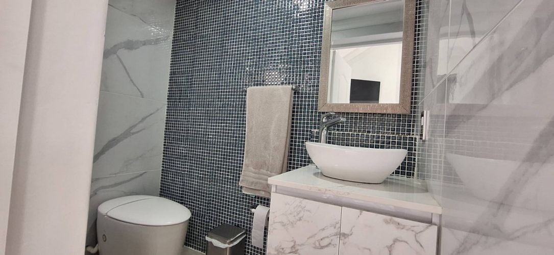 Casa de 3 alcobas en venta en La Frontera, Envigado, 230 m² · foto 24 de 24