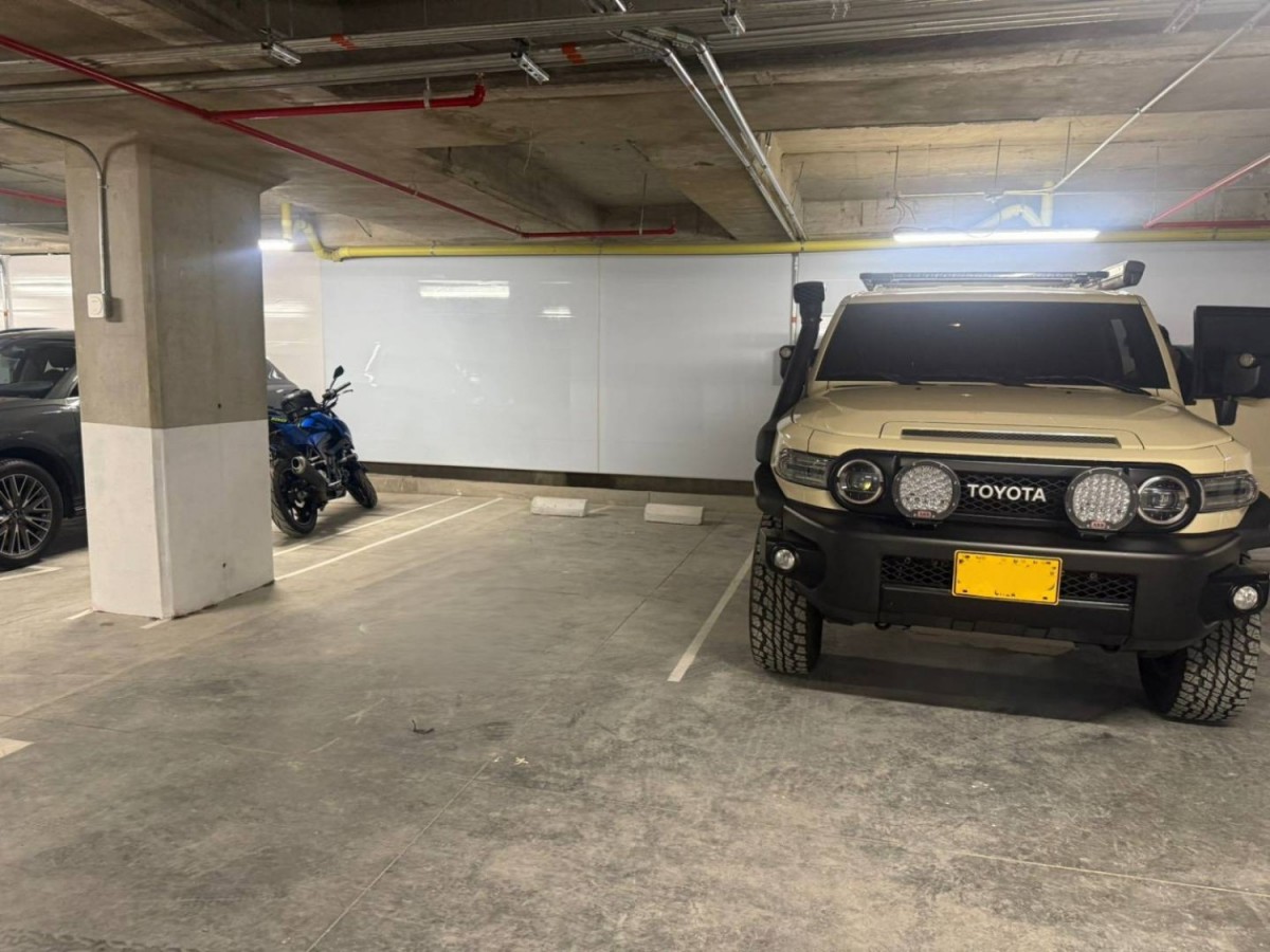Apartamento en venta en Ciudad Salitre, Bogotá · foto 17 de 24