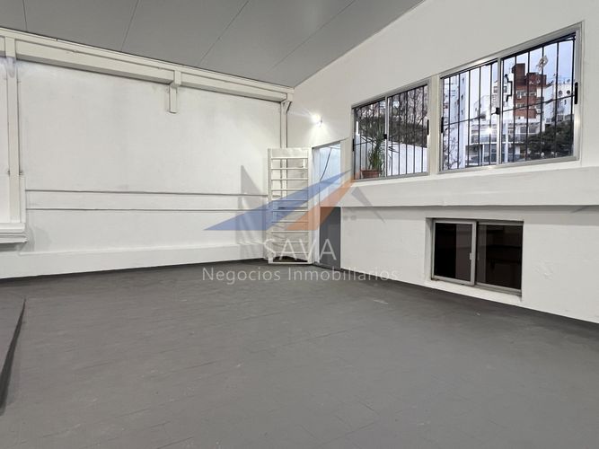 Alquiler Local Comercial en Punta Carretas! En Primer Piso - 140 m2! Excelente Ubicación. · Foto 3