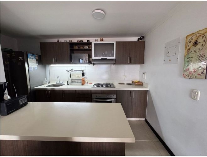 Apartamento de 4 alcobas en venta en Loma De San Jose, Sabaneta, 84 m² · foto 8 de 23