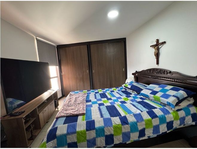 Apartamento de 4 alcobas en venta en Loma De San Jose, Sabaneta, 84 m² · foto 12 de 23