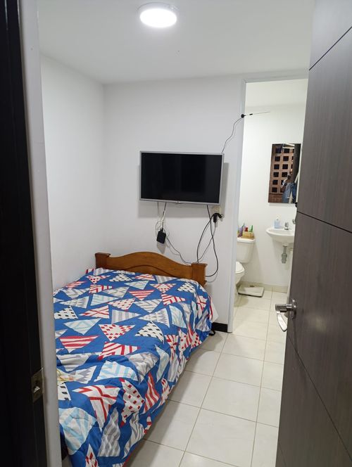 Apartamento de 4 alcobas en venta en Loma De San Jose, Sabaneta, 84 m² · foto 22 de 23