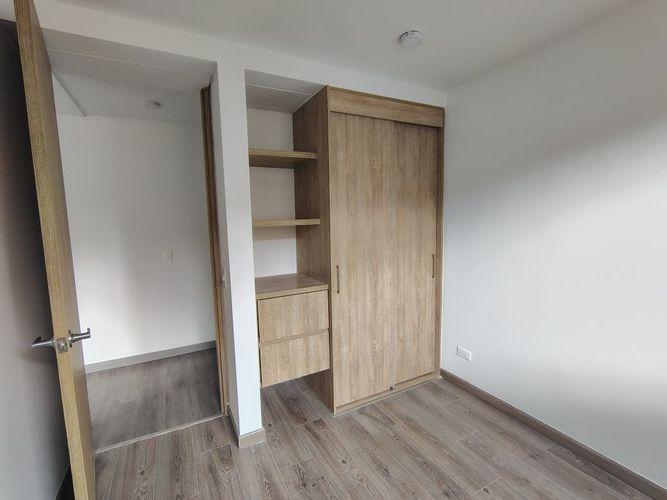 Apartamento en venta en Gran Granada, Bogotá · foto 7 de 16