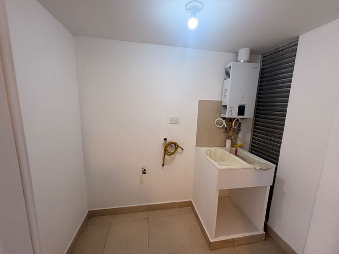 Apartamento de 3 alcobas en venta en Parque Residencial Sol Creciente, Mosquera, 75 m² · foto 4 de 24