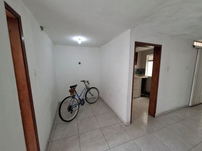Casa de 4 alcobas en venta en Bosque De Modelia, Bogotá, 187 m² · foto 4 de 13