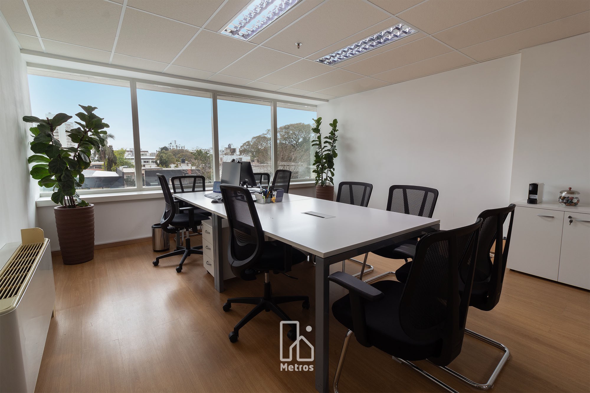 Alquiler de Oficina en WTC Pocitos - Vista despejada - Excelente ubicación - Garaje · Foto 4