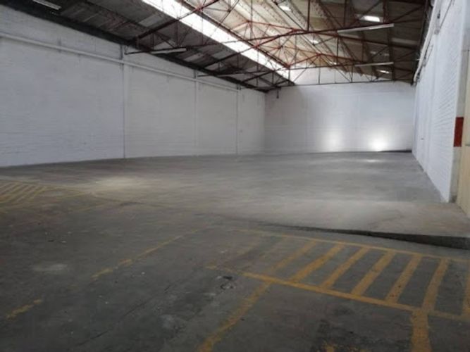 Bodega en arriendo en Fatima, Itagüí, 920 m² · foto 4 de 4