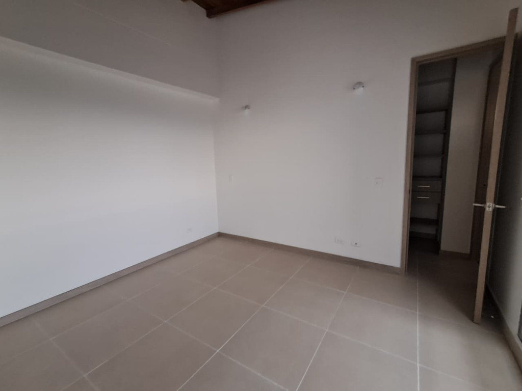 Apartamento en arriendo en Centro, Rionegro · foto 10 de 18