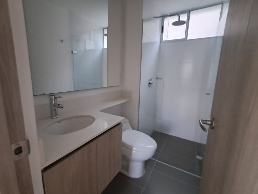 Apartamento en arriendo en Centro, Rionegro · foto 13 de 18