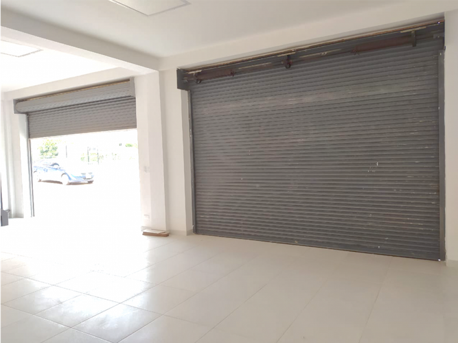 Local en venta en Centro Poblado Pablo Vi, Madrid, 134 m² · foto 3 de 14