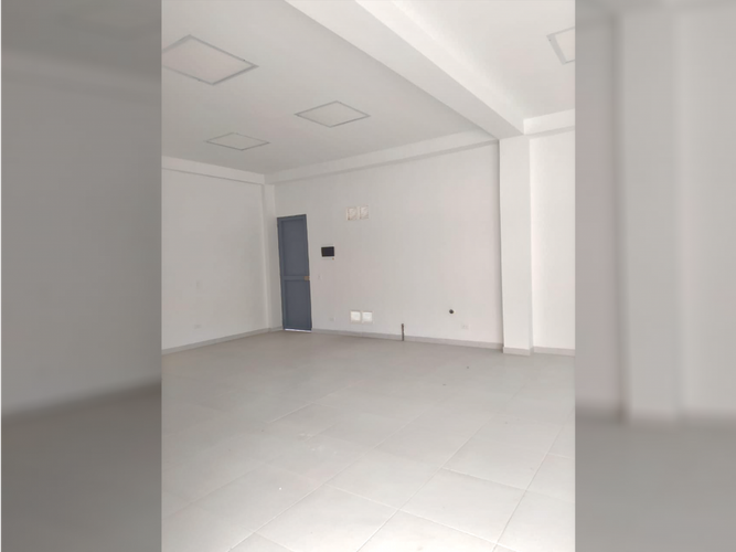 Local en venta en Centro Poblado Pablo Vi, Madrid, 134 m² · foto 8 de 14