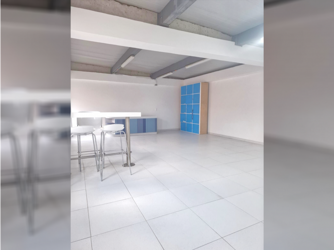 Local en venta en Centro Poblado Pablo Vi, Madrid, 134 m² · foto 10 de 14