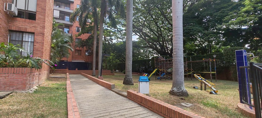 Apartamento de 3 alcobas en venta en El Ingenio, Cali, 107 m² · foto 19 de 20