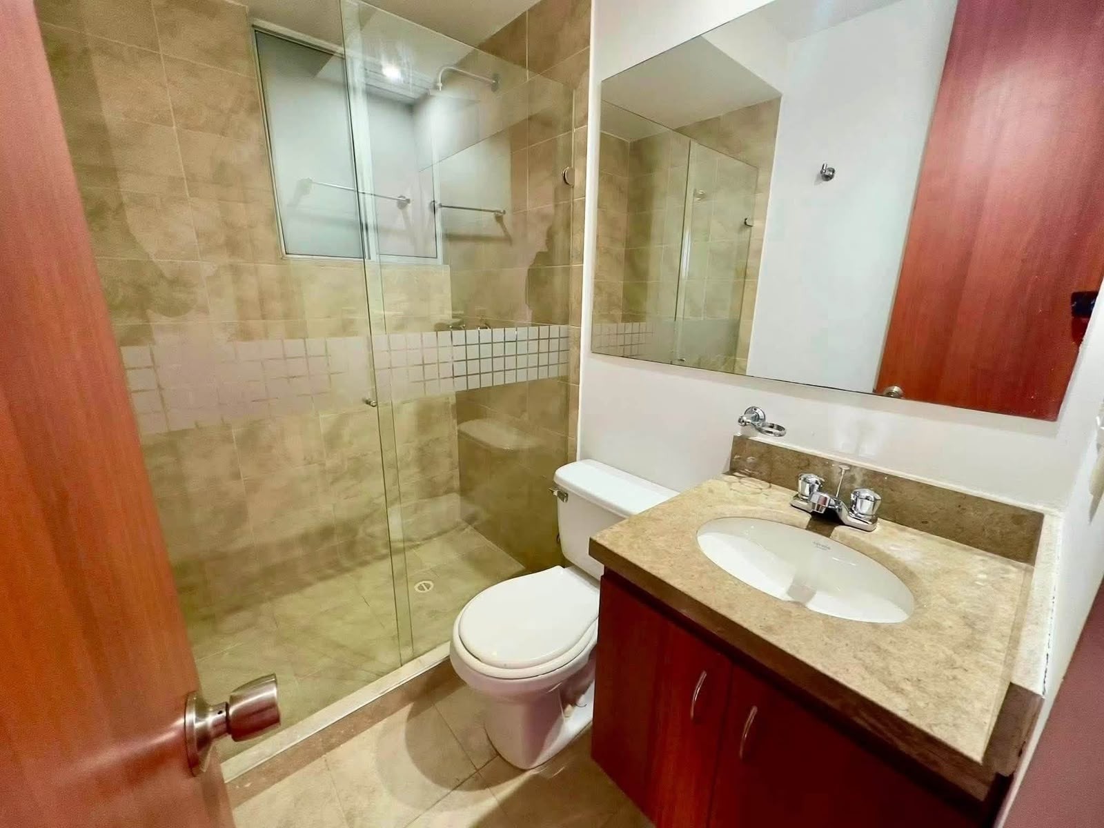 Apartamento en venta en Gran Granada, Bogotá · foto 9 de 12