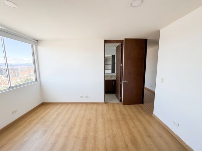 Apartamento de 2 alcobas en venta en Chapinero Alto, Bogotá, 90 m² · foto 18 de 24