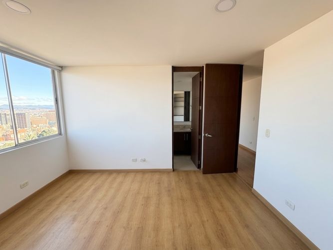 Apartamento de 2 alcobas en venta en Chapinero Alto, Bogotá, 90 m² · foto 19 de 24