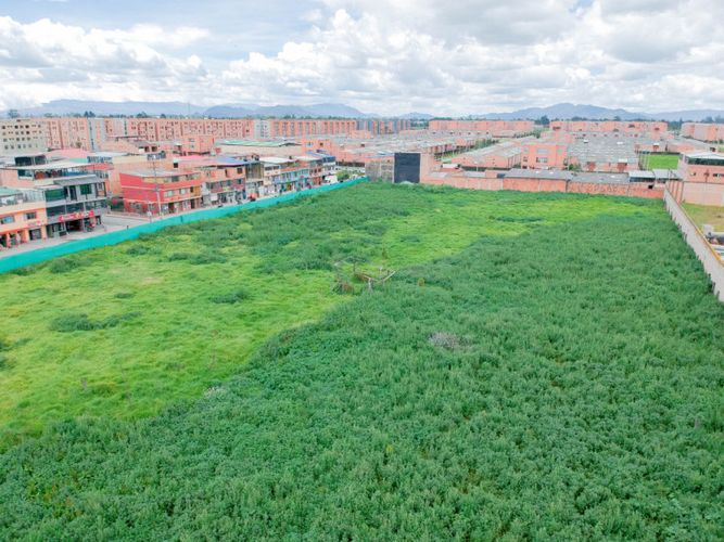 Lote en venta en El Cortijo, Madrid, 12104 m² · foto 10 de 12
