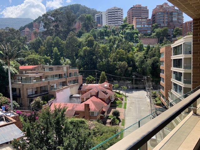 Apartamento en venta en El Refugio, Bogotá · foto 9 de 15