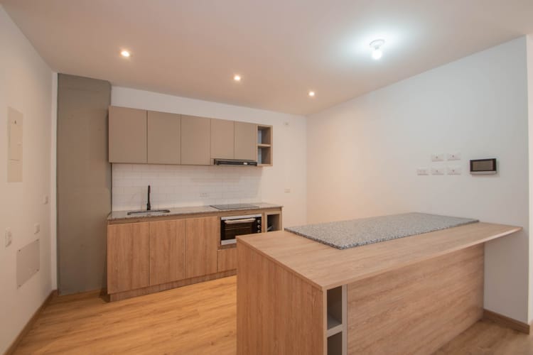 Apartaestudio en venta en La Soledad, Bogotá, 71 m² · foto 3 de 12