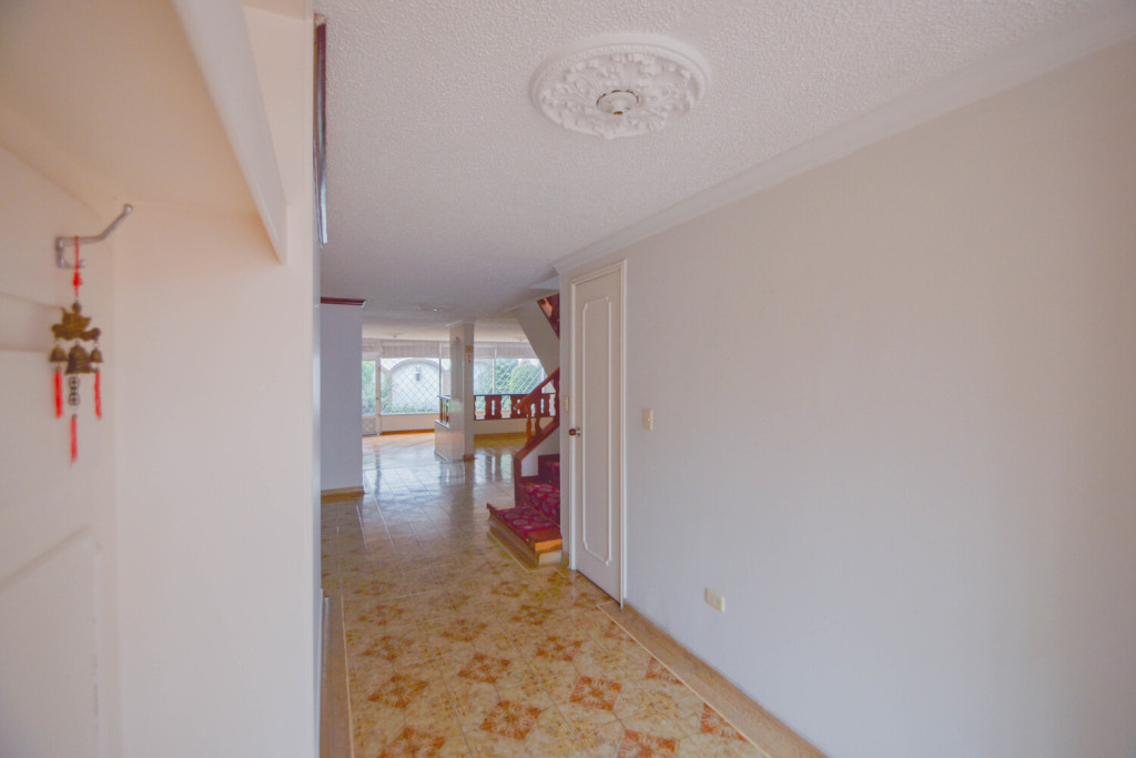 Casa en venta en El Contador, Bogotá · foto 2 de 24