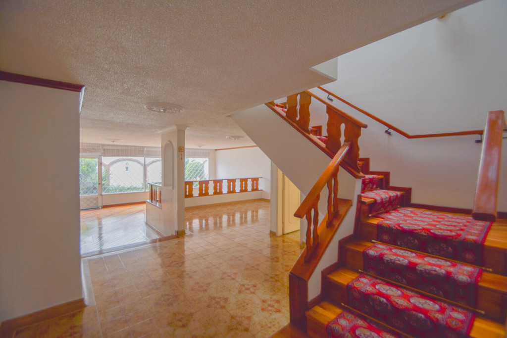 Casa en venta en El Contador, Bogotá · foto 3 de 24