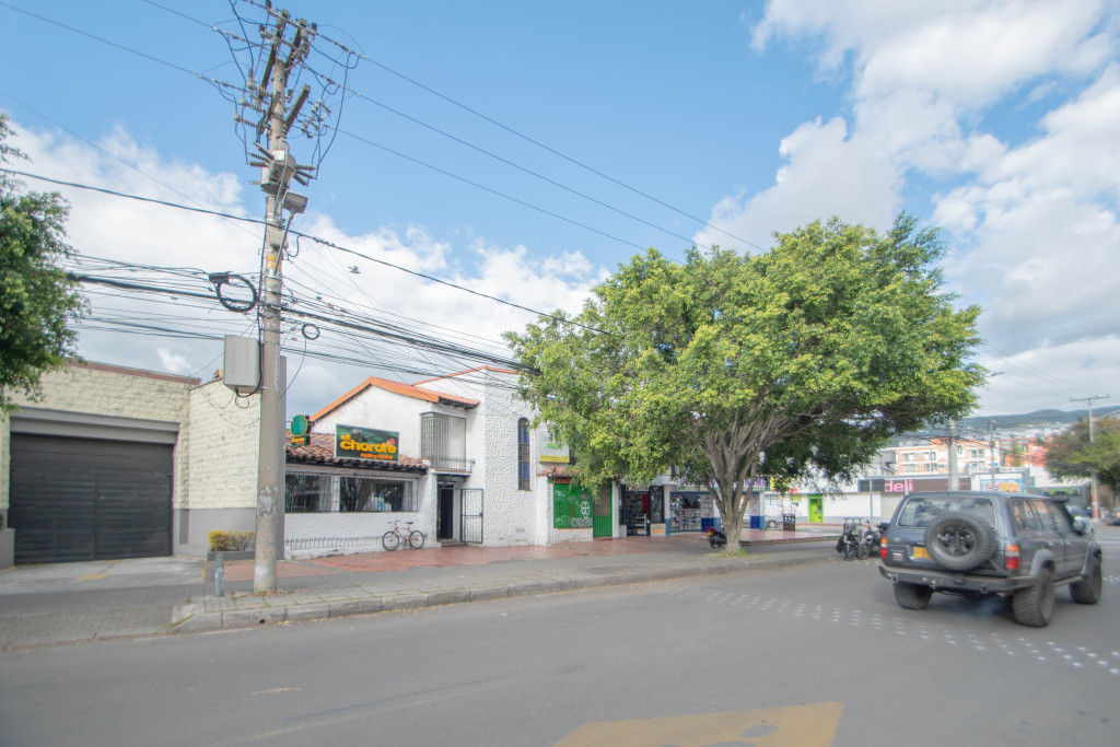 Casa en venta en Cedritos, Bogotá · foto 3 de 5