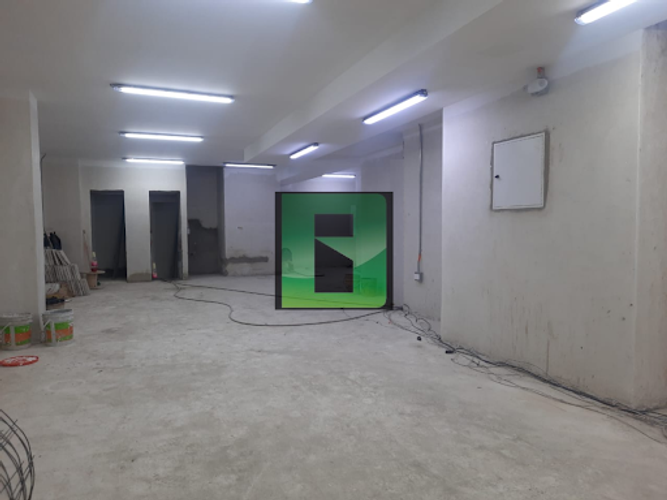Local en arriendo en Las Acacias, Medellín, 200 m² · foto 2 de 4