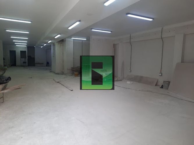 Local en arriendo en Las Acacias, Medellín, 200 m² · foto 3 de 4