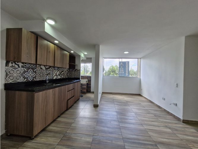 Apartamento de 3 alcobas en arriendo en Cuatro Esquinas, Rionegro, 57 m² · foto 3 de 15