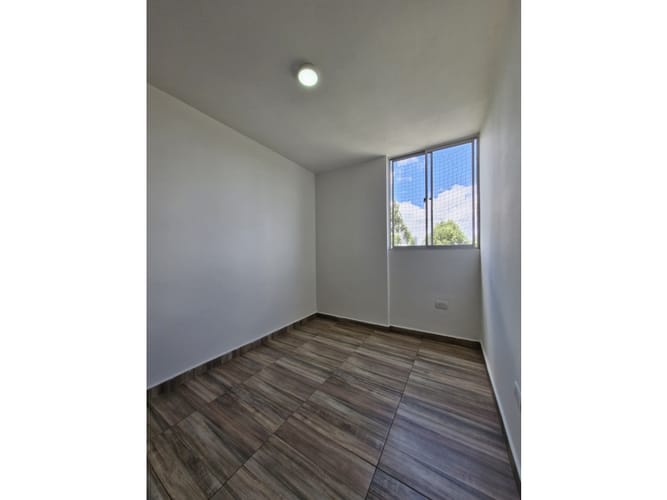 Apartamento de 3 alcobas en arriendo en Cuatro Esquinas, Rionegro, 57 m² · foto 12 de 15